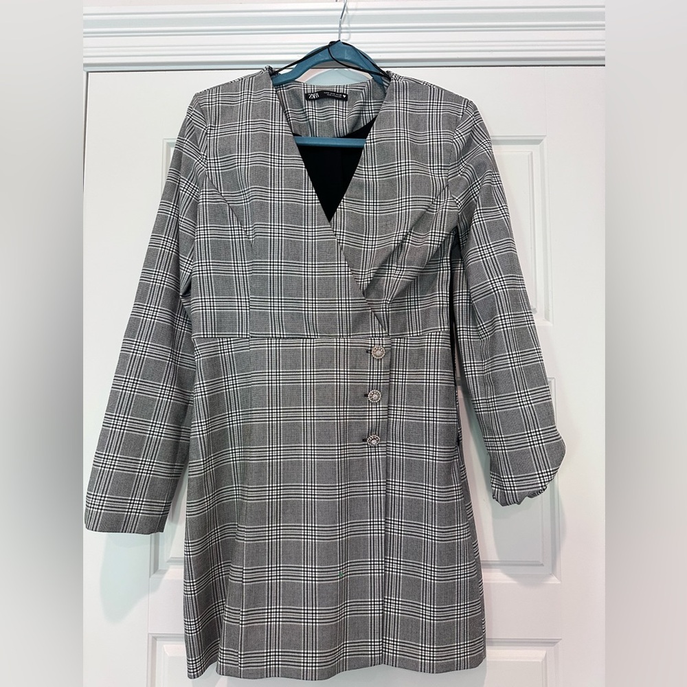 Zara Black and White Plaid Long Sleeve Mini Dress